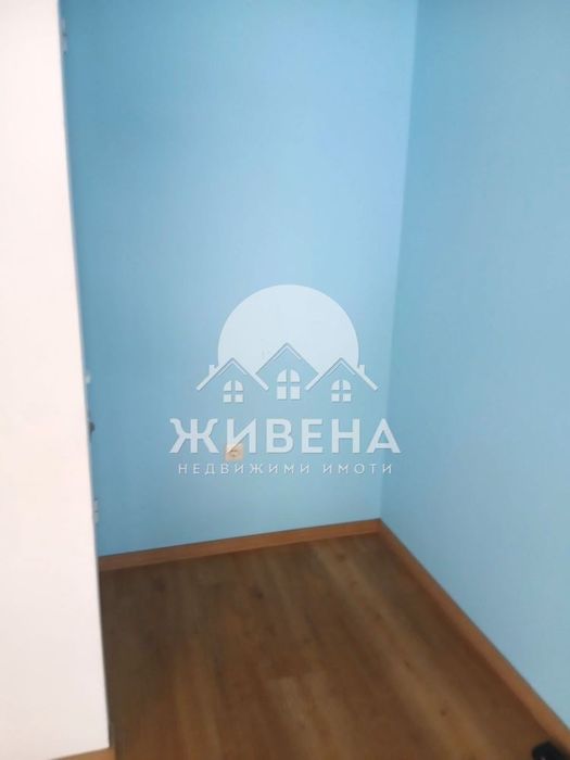Дава се под наем Офис в Варна, Център - 23 кв.м за 450 € - Снимка #4