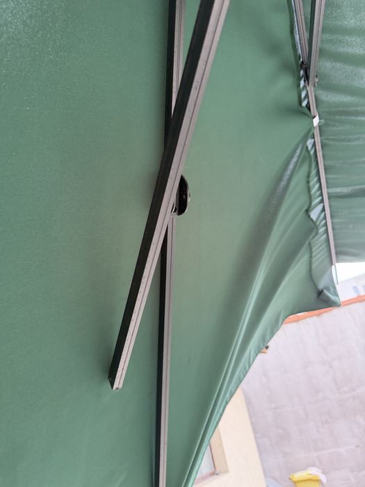 umbrela curte rotativa 2Metri