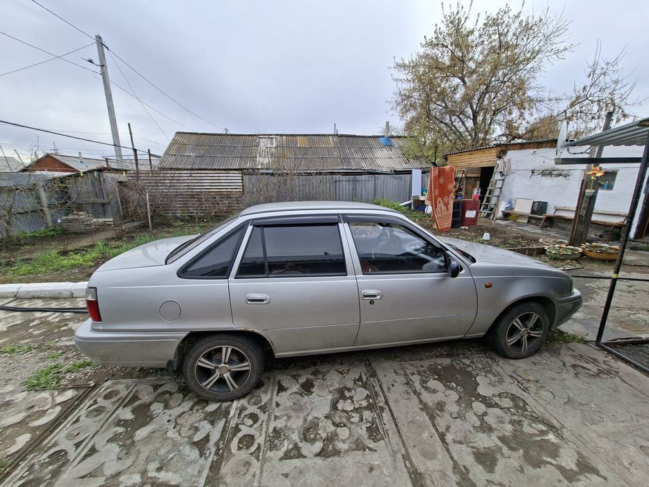 Продам Нексию в хорошем состоянии
