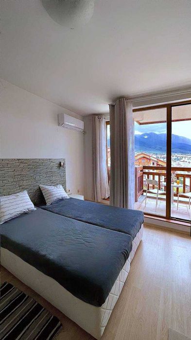 Студио под наем с камина и прекрасна гледка към Пирин от собственик