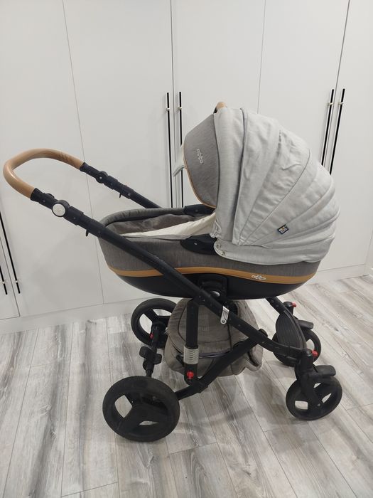 продам коляску 2 в 1