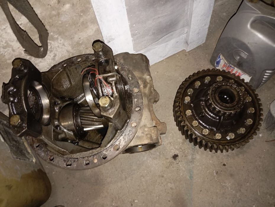 Запчасти КамАЗ ступица редуктор рессора