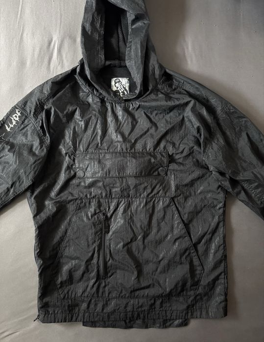 Ветровка на Luda