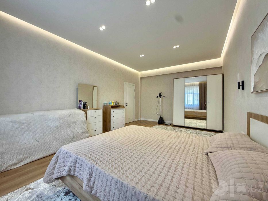 Новостройка 4-комнатная, 110 м², Махтумкули ор-р мост Авиатор