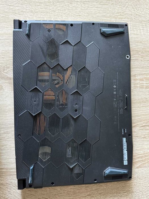 Laptop msi aspect si folosire 9,5/10