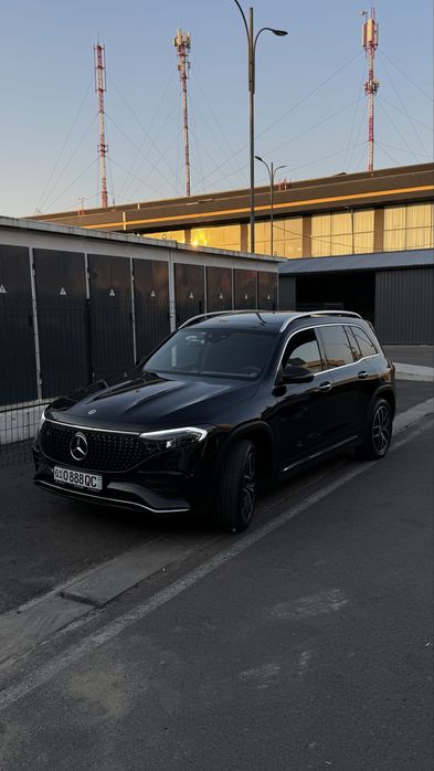 Mersedes benz eqb 300 elektrichka mers