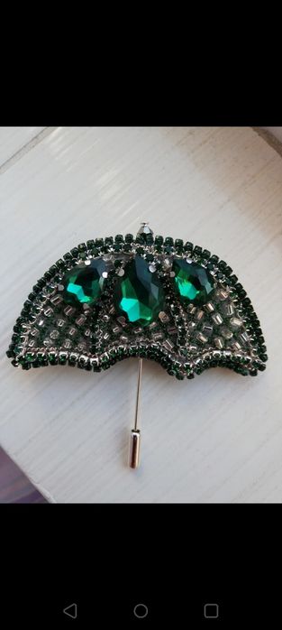 Broșa deosebita handmade