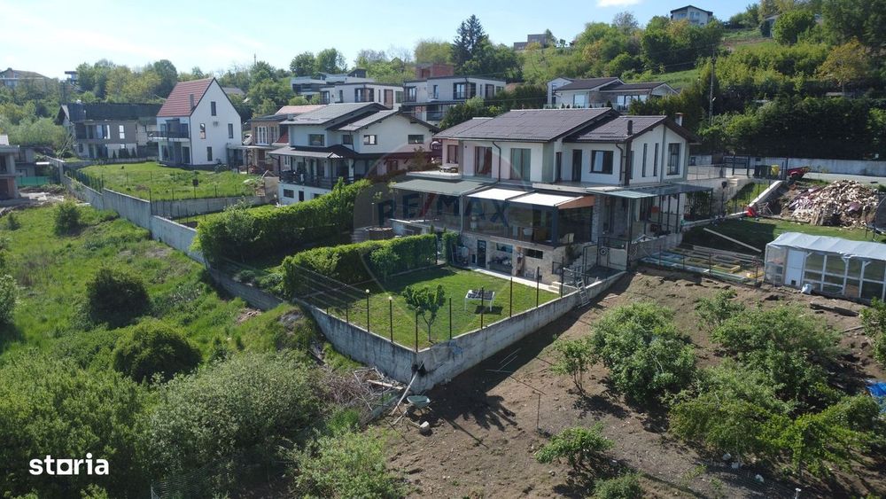 Teren 2685 mp cu panoramă Feleacu. Proiect rezidențial