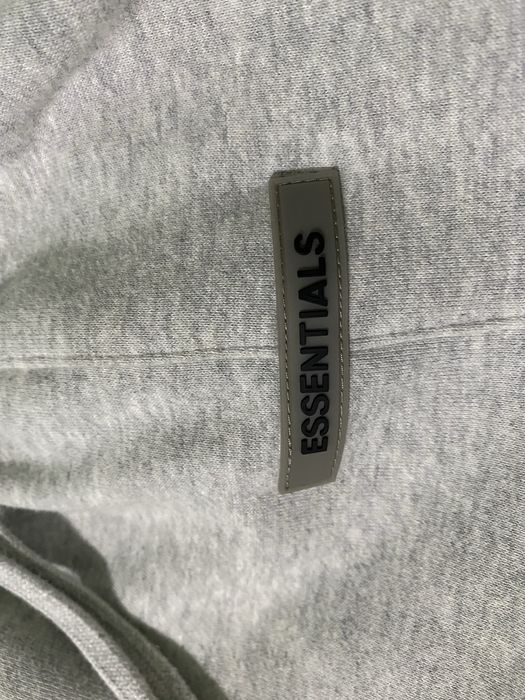 Pantaloni Essentials