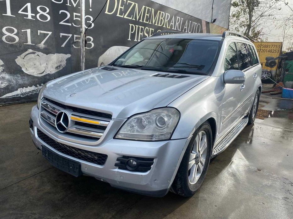 dezmembrez mercedes GL420 X164/bara fata gl/far gl/capota gl