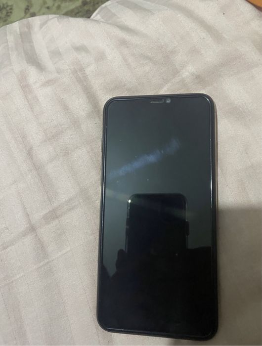 iphone xs в отличном состояний