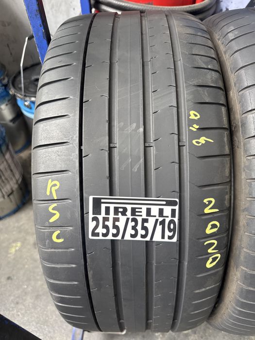 255/35/19 Pirelli RSC