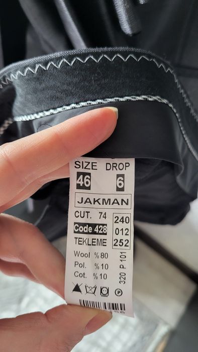 Продам костюм мужской