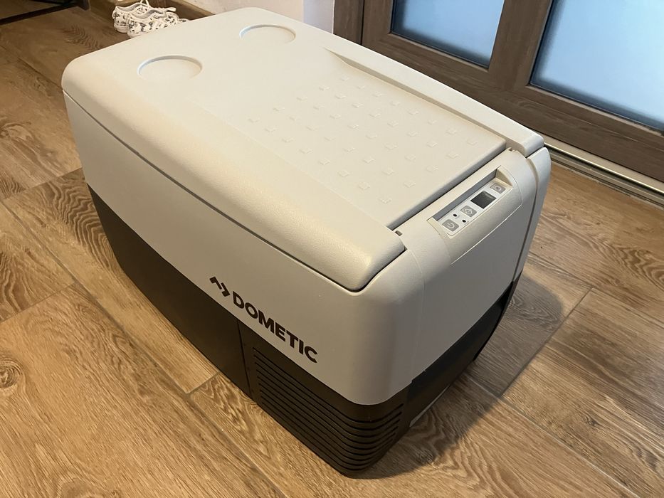 Frigider auto 12v Dometic cdf36