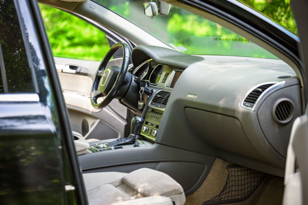 AUDI Q7 3.0TDI 233hp