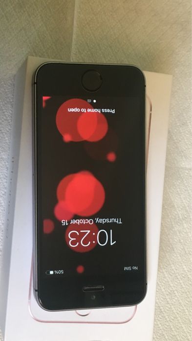 Iphone SE 32 GB .