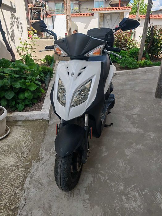 Скутер Kymco Dj50s 50сс