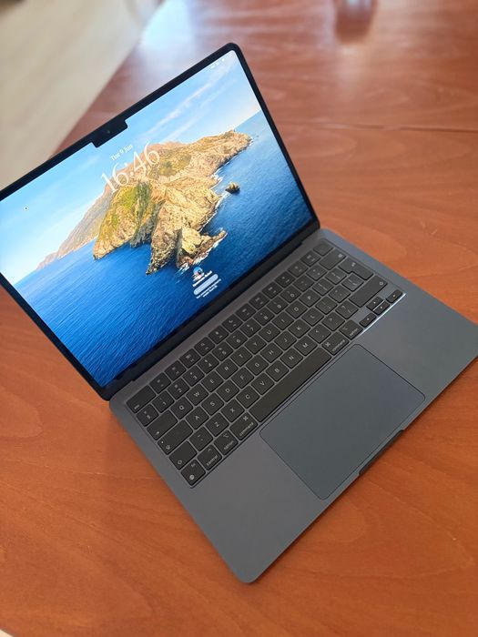 MacBook Air M3 - 256gb