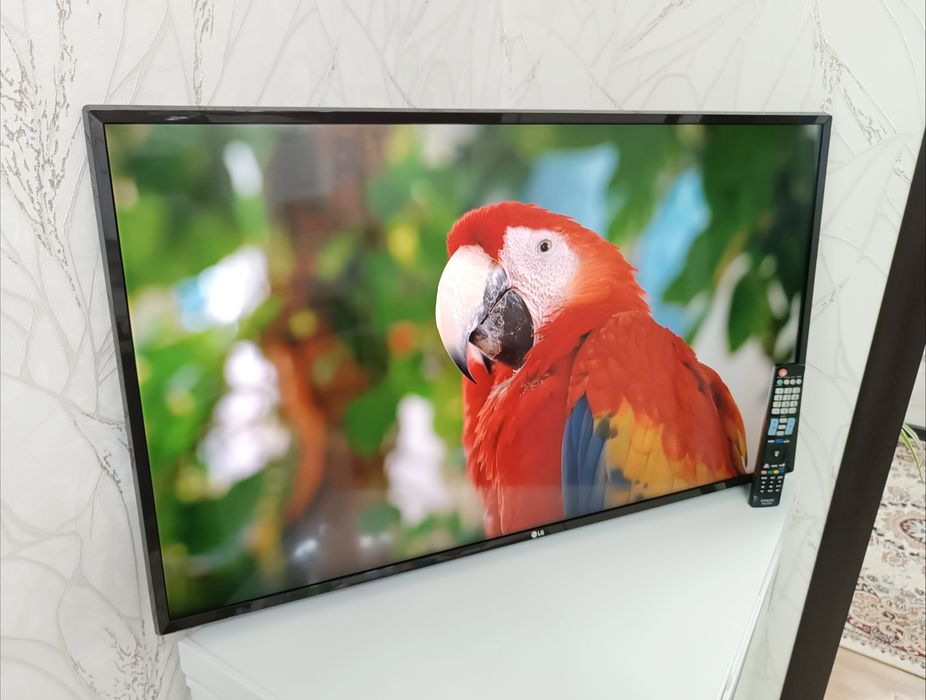 ТЕЛЕВИЗОР LG Smart 43" webOS.