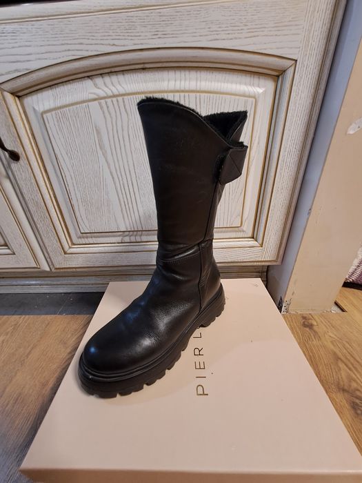 Продам обувь зимние