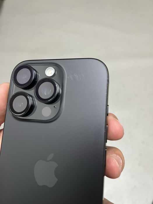 Продам Iphone 16 pro Срочно!!!