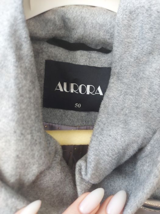 Продам новое женское пальто