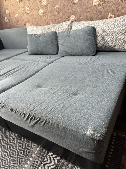 Продам угловой диван.