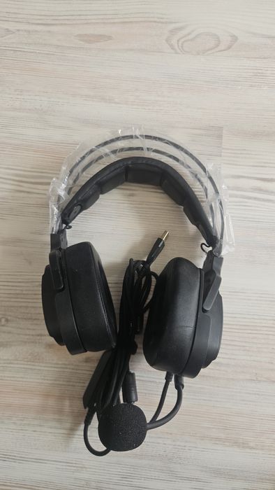 Продается игровой наушник G570