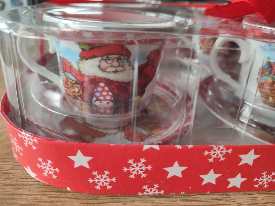 Коледен сервиз за кафе или чай