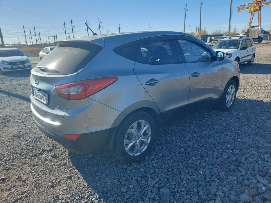 Продам HYUNDAI tucson