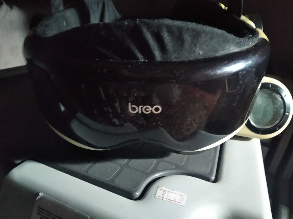 Массажёр для головы breo