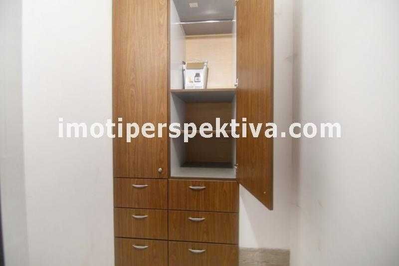 Продава се Двустаен апартамент в Пловдив, Христо Смирненски - 76 кв.м за 2014 €/кв.м - Снимка #11