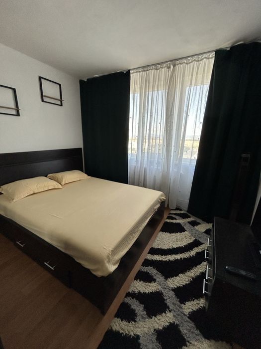 Inchiriez apartament 2 camere Brasov