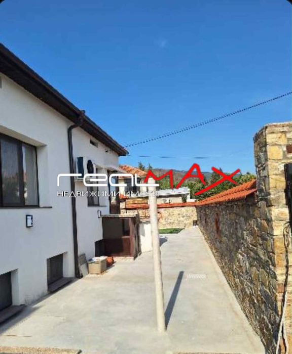 Продава се Къща в Шипка - 140 кв.м за 1129 €/кв.м - Снимка #4