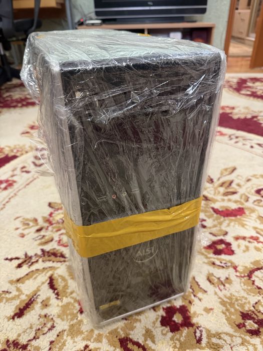 Системный блок черный