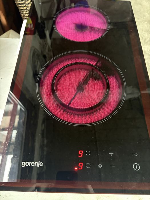 Керамичен котлон горение.