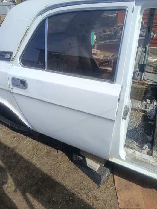 Запчасти на Волгу 3102