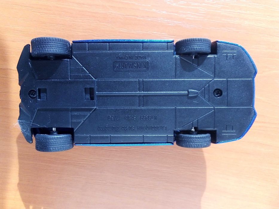 Метална количка модел Lamborghini