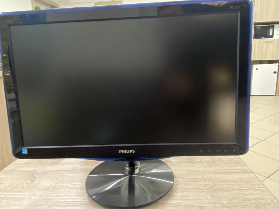 Мониторы офисные: samsung, philips