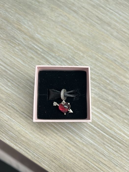 Pandora  талисман Love
