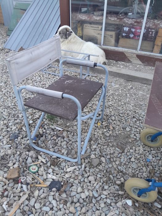 Masa exterior cu roti