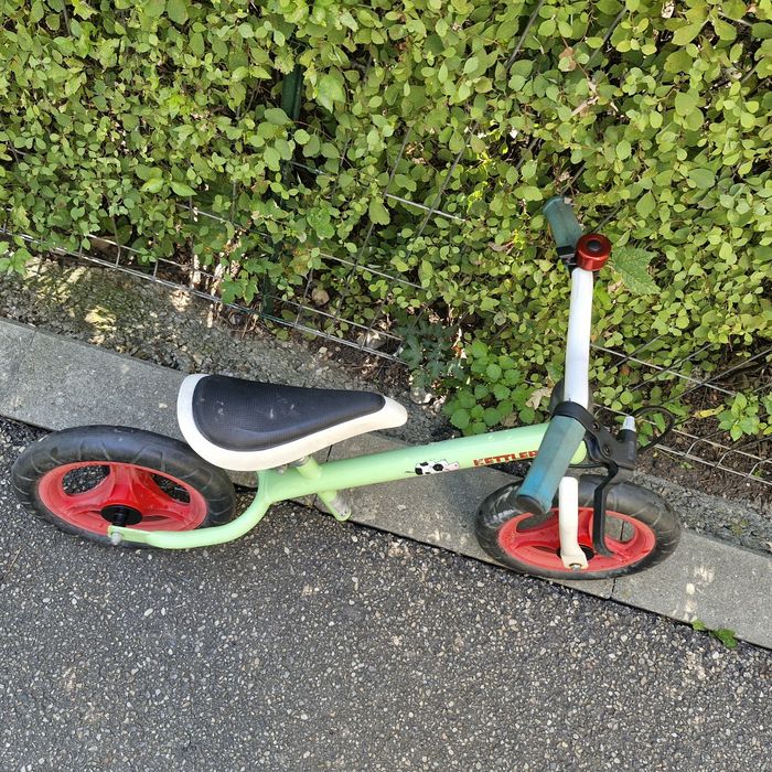 Bicicletă fără pedale marca Kettler