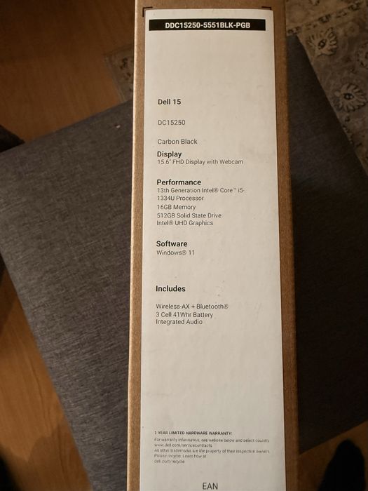 Лаптоп Dell 15 DC15250