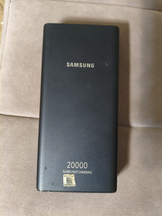 Повербанк самсунг 20000