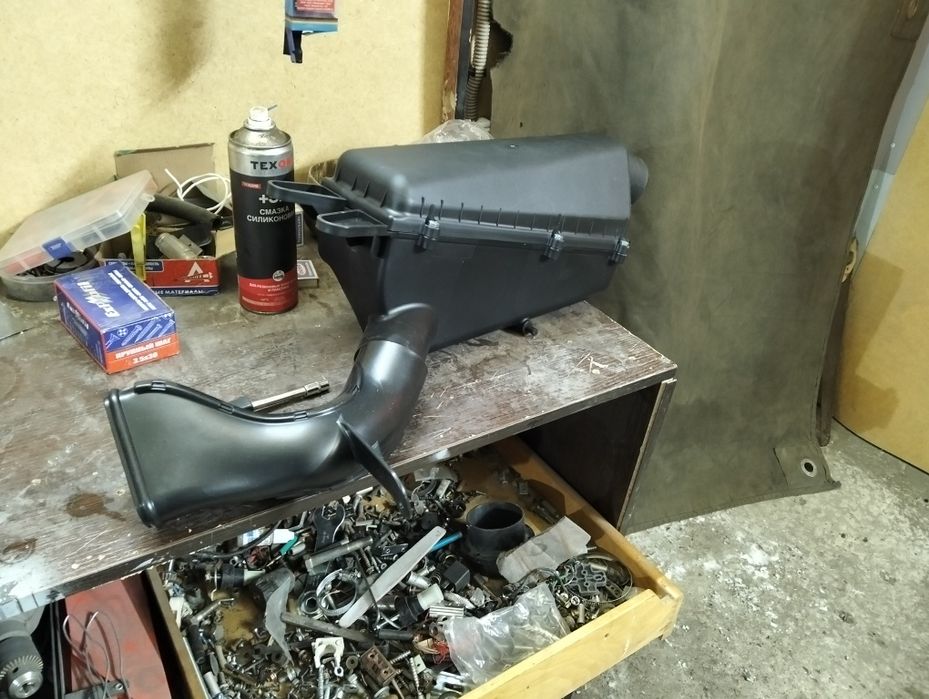 Продам Веста корпус фильтра воздушного