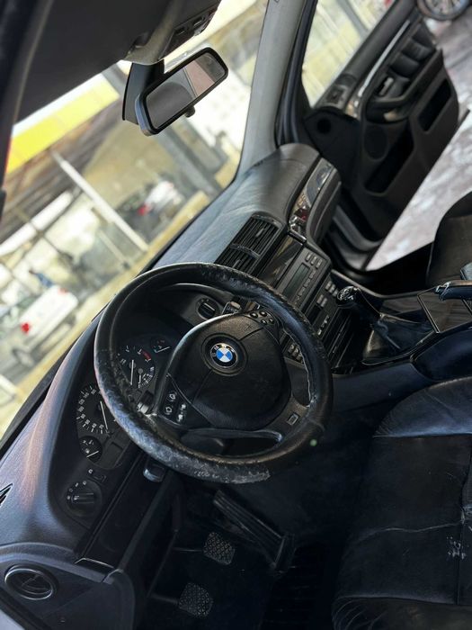 BMW 520I Комби 2002г