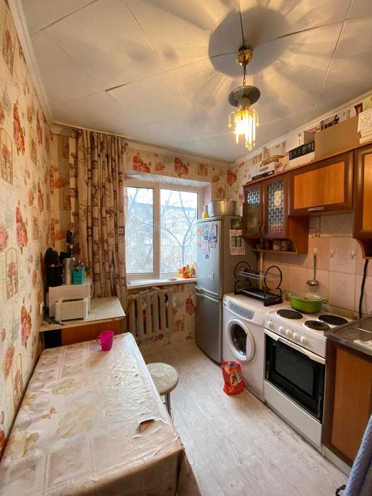 продаю 2 комнатную Майкудук