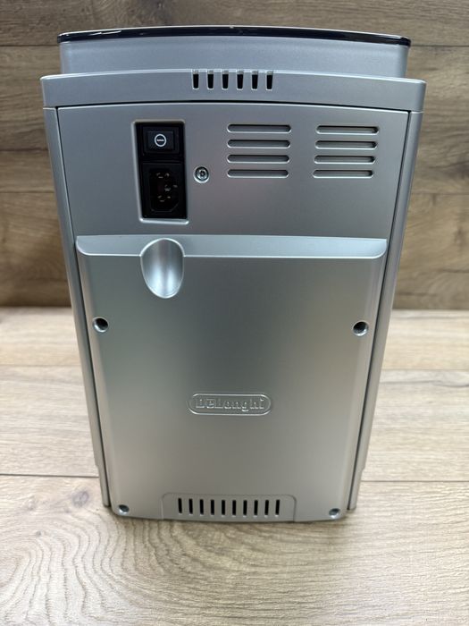 Кафемашина Delonghi cappuccino Type:Ecam24.467.S