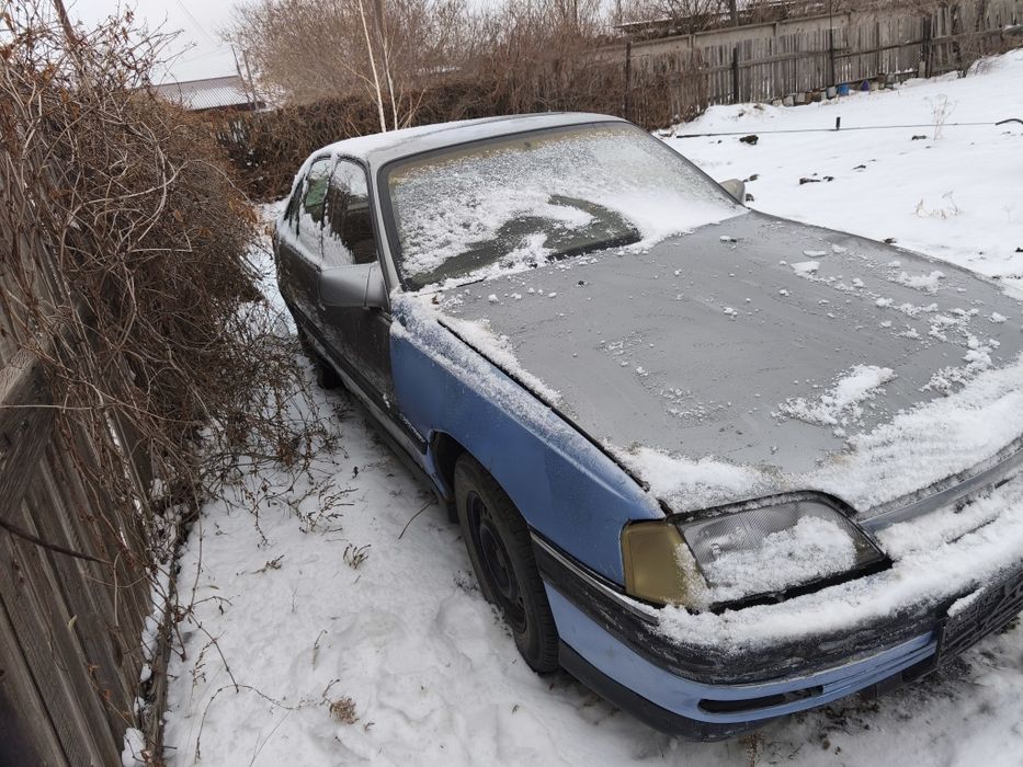 Опель омега а 1993 2 литра