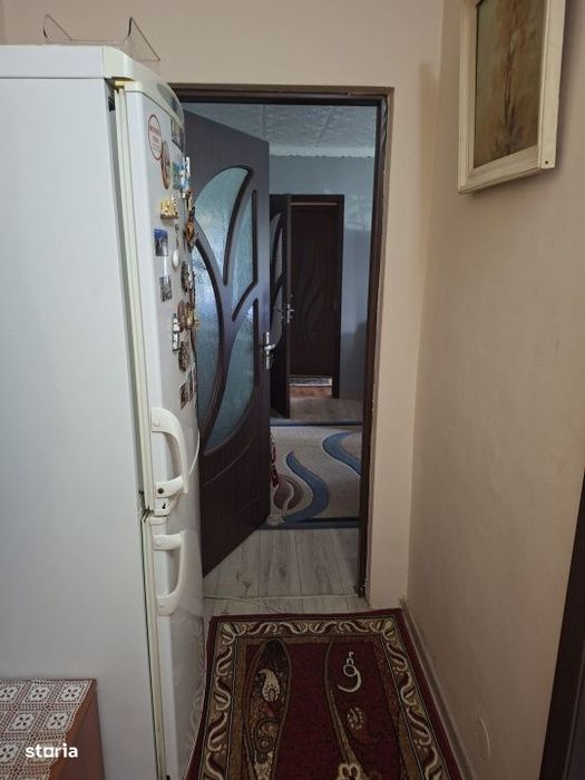 Apartament 2 camere semidecomandat, mobilat si utilat, Craiovita Noua